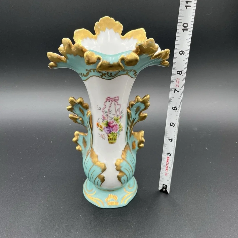 Antique Gilded Ruffled Edge Andrea by Sadek Handpainted Made in Japan Vase G952